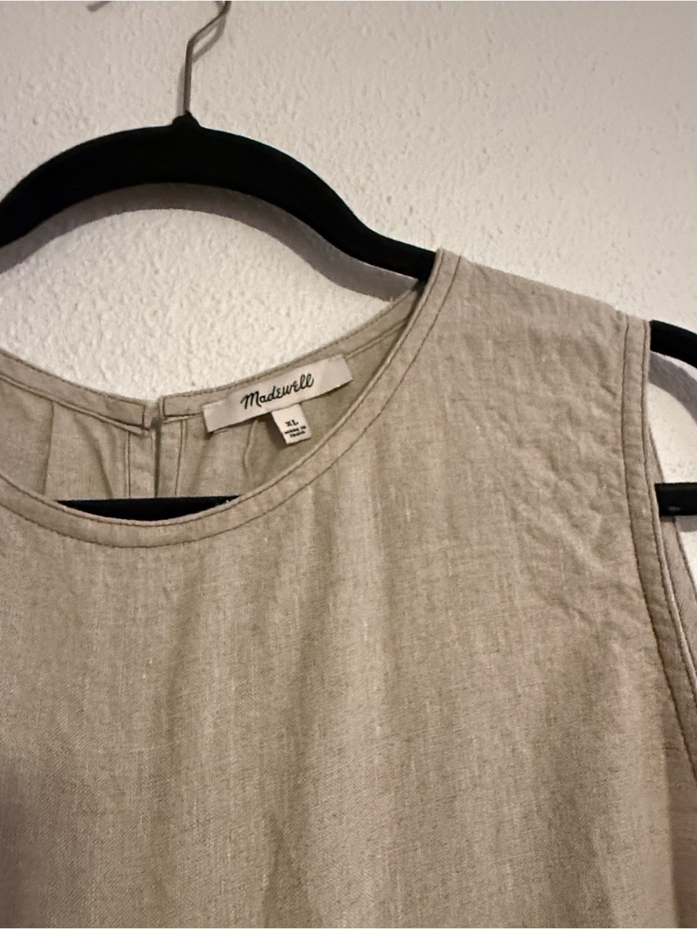Madewell Linen Pleated Shell Top - Picture 3 of 9